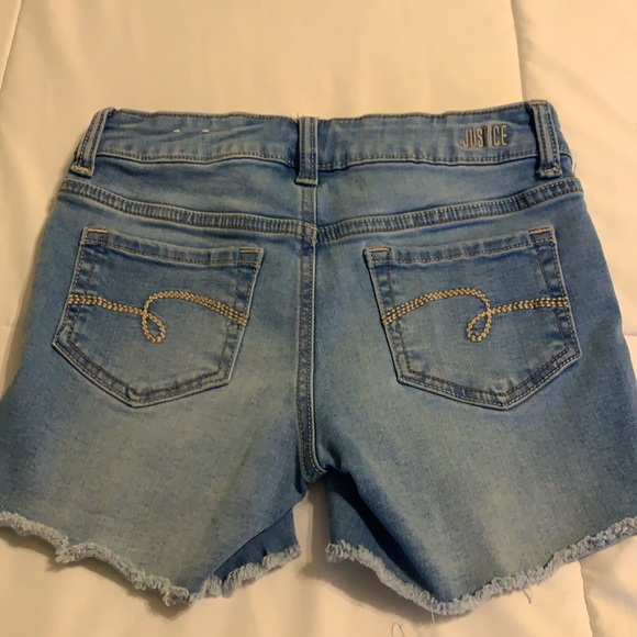 NWOT Jean Shorts with White Lace Trim - Picture 2 of 7